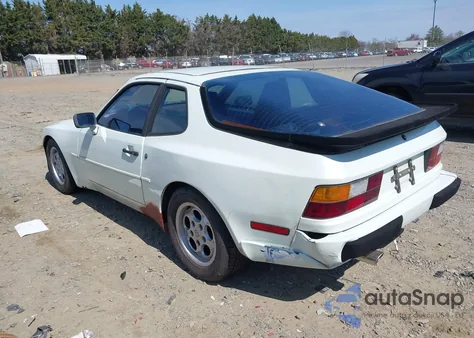1985 Porsche 944 z USA, uszkodzony, nr VIN WP0AA0949FN455352